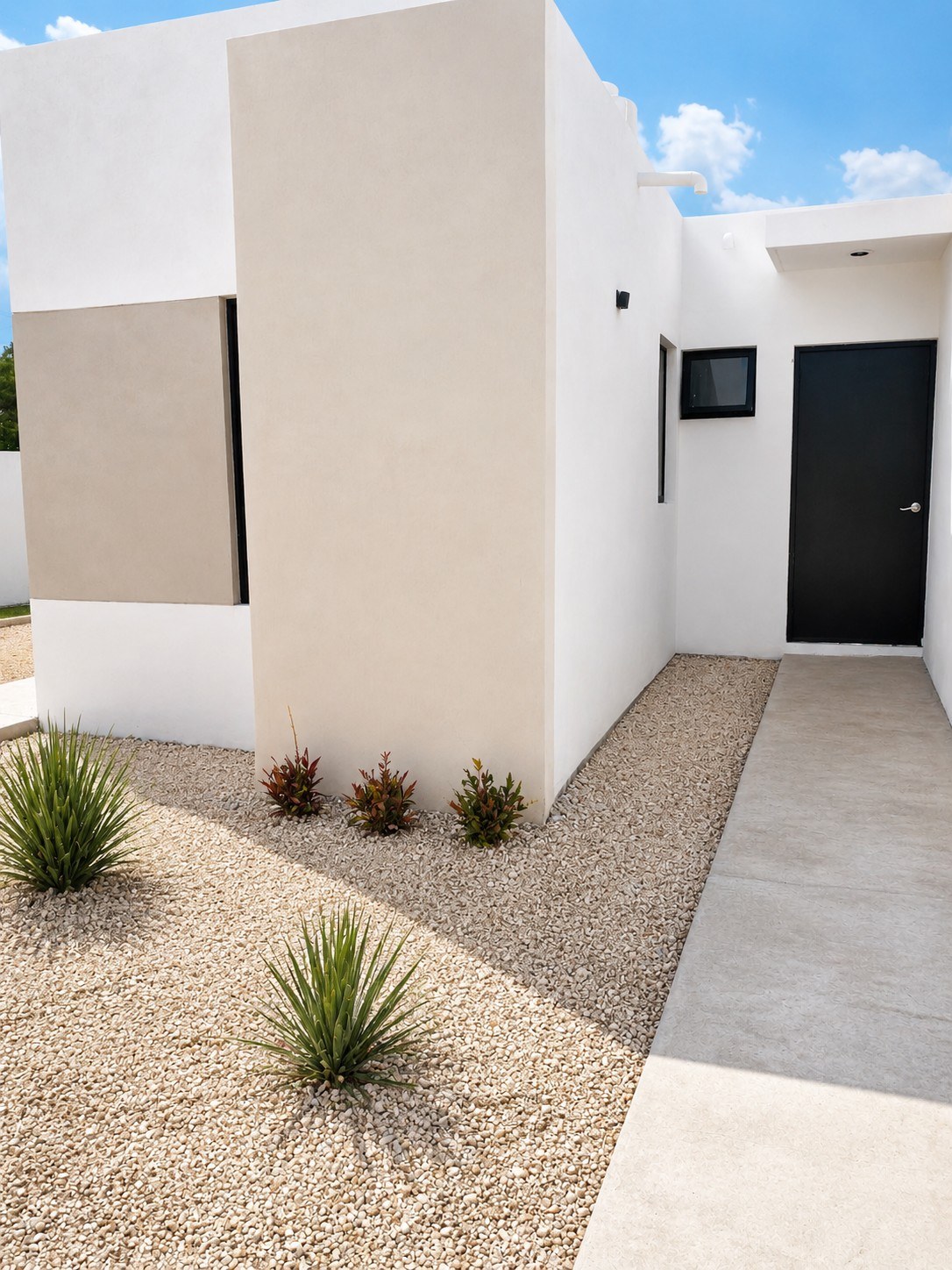 Entrada de casa muestra en Jardines de Bellavista